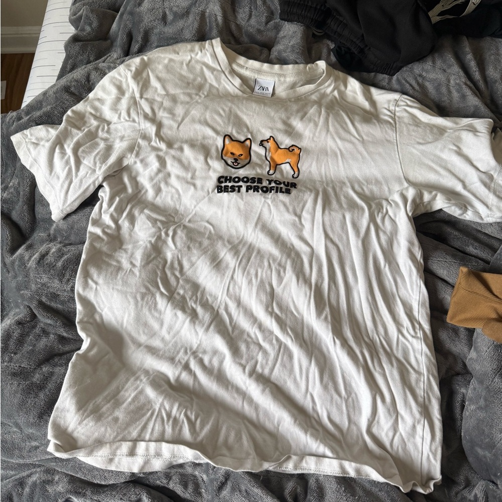 Zara White Graphic Tee with Dog Print